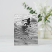 波のグレースケール考えるのはがきに乗る ポストカード (スタンド正面)