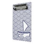 波の上にボートのミニクリップボード ミニクリップボード (アングル2)