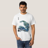 波の中のドラゴン - 抽象的な海洋エネルギーのTシャツ Tシャツ (正面フル)