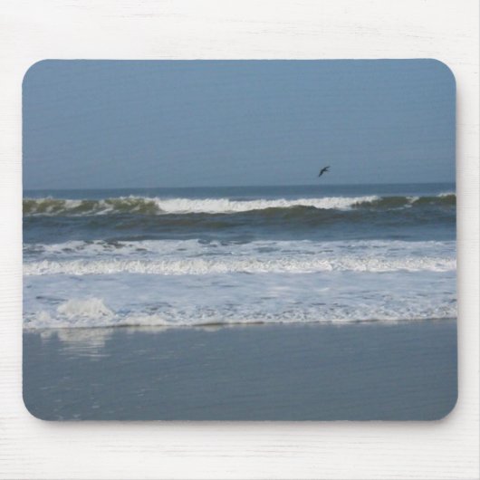 波の中のペリカン マウスパッド (正面)