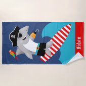 波の乗馬のサーフィンの鮫の海賊オウム ビーチタオル (正面)