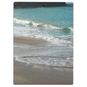 波ラッピング上のビーチターコイズブルー海 クリップボード (裏面)