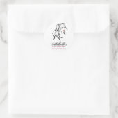 波打った髪とメイクアップアイコンを持つ素敵な女の子 ラウンドシール (バッグ)