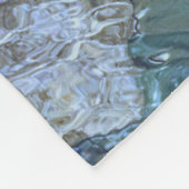 波打つ水、小川、蒸気、水中石 フリースブランケット (角)