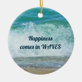 波来の海での一日の幸福 セラミックオーナメント (正面)