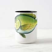 波模様のある鮮やかな緑色の魚 ツートーンマグカップ (中央)