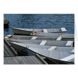 波止場の古いボート