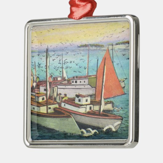 波止場の海のカモメそして船の眺め メタルオーナメント (左)