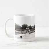波止場ビューレイクサイドチャウタウカオハイオ  コーヒーマグカップ (左)