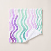 波状の紫と緑の水色の線 バスタオルセット (ウォッシュタオル)