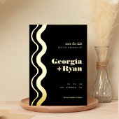 波状エッジモダンレトロ黒い日付を保存実在する 箔招待状