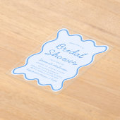 波状曲モダン曲はっきりした塵ブルーブライダルシャワー アクリル招待状 (レイダウン)