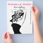 波状毛のHairstylingのブランディングの美しい女の子 チラシ (手)