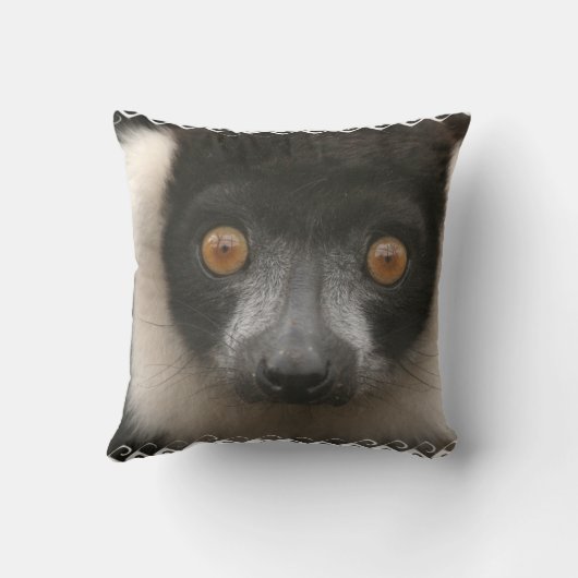 波立たせられたLemurの枕 クッション (裏面)