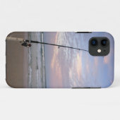 波魚釣りのビーチ場面 Case-Mate iPhoneケース (裏面(横))