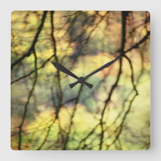泣く木 スクエア壁時計 (正面)