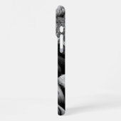 泥の中の貝殻 iPhoneケース (左側面)