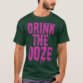 泥を飲む Tシャツ