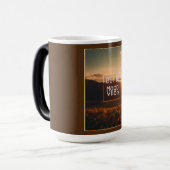 「注ぐ完璧:あなたのために作られたカップ」 モーフィングマグカップ (正面左)