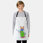 注射器で予防接種する猫 エプロン (着用した状態)