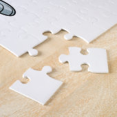 注射器で予防接種を受けているウサギ ジグソーパズル (側面)