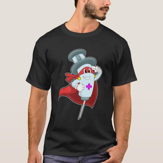 注射器を持つ看護師のヒーロー Tシャツ (正面)