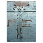 注意して青い灰色の工業用ドアで進む クリップボード (正面)