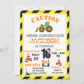 注意の建設中のダンプトラックの誕生日 招待状 (正面)