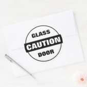 注意ガラスのドア – 白黒 ラウンドシール (封筒)