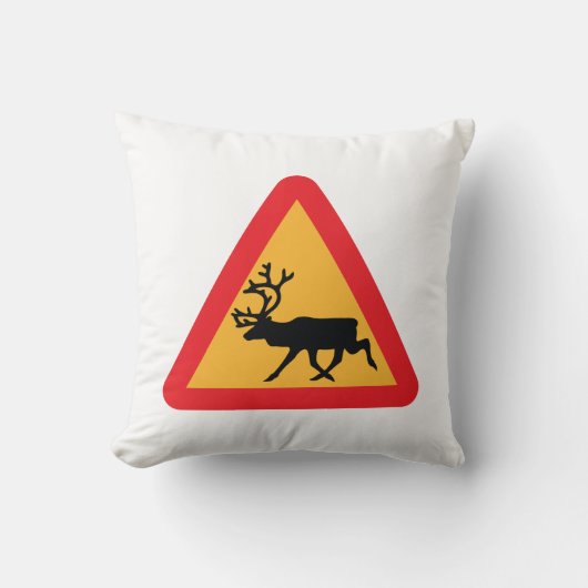注意トナカイSwedishの交通標識 クッション (正面)