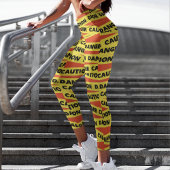 注意危険ハロウィンテープモダンタイポグラフィ カプリレギンス