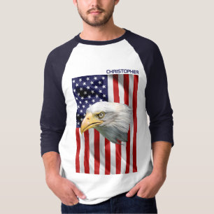 注意深く見張るアメリカワシ、米国国旗、愛国心 Tシャツ