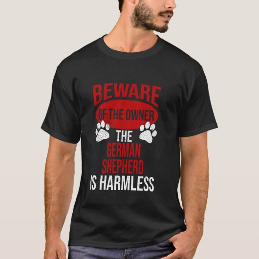 注意 – 犬のパパ犬の母ドイツの羊飼い犬のオーナー Tシャツ (正面)