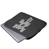 注目すべき引用文やる気を起こさせる感動的 ラップトップスリーブ (正面下部)