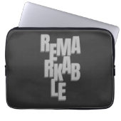 注目すべき引用文やる気を起こさせる感動的 ラップトップスリーブ (正面)