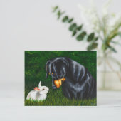 注目するイースター目-ダックスフント犬およびバニーウサギ シーズンポストカード (スタンド正面)