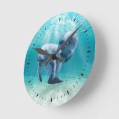 泳いでいる2匹のマナティー ラウンド壁時計 (傾斜)