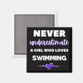 泳ぐのが好きな女の子を決して甘く見ない マグネット (正面/裏面)
