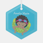 泳ぐチームかわいいアフリカ系アメリカ人パーソナライズされた女 ガラスオーナメント (正面)