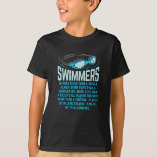 泳ぐ人の詳細蹴 – 贈り物 Tシャツ