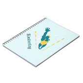 泳ぐ人イラストレーションスイミング名前をカスタムするスポーツ ノートブック (左側)