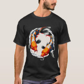 泳ぐ錦鯉 Tシャツ (正面)