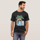 洗っても仕事は減らない|アライグマ Raccoon Tシャツ (正面フル)