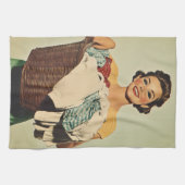 洗濯物かごで笑顔の主婦 キッチンタオル (横)