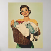 洗濯物かごで笑顔の主婦 ポスター (正面)