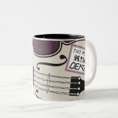 洗濯Moのバイオリンの左利きのマグ ツートーンマグカップ (正面右)