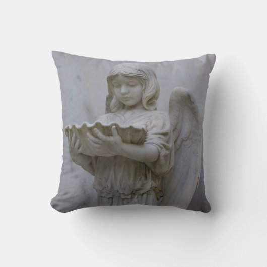 洗礼天使(側面図)の枕 クッション (正面)