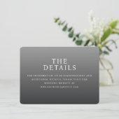 洗練されたグレイのタイポグラフィ エンクロージャーカード (スタンド正面)
