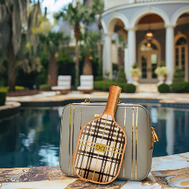 洗練されたトープと金ゴールドモノグラム ピックルボールラケット