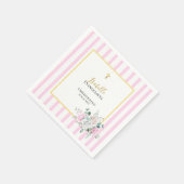 洗練されたピンクゴールドの花柄洗礼式デザイン スタンダードカクテルナプキン (角)
